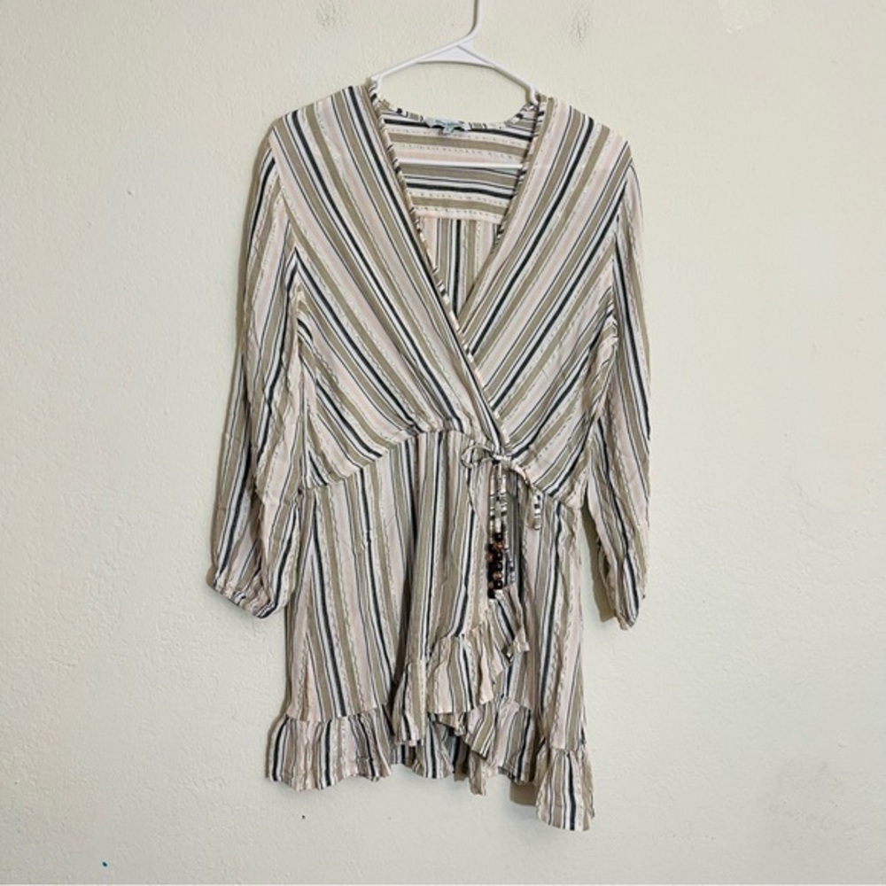 Blue Island Long Sleeve V-Neck Casual Mini Dress Rayon/Metallic Small Tan/Cream